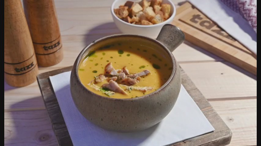 SUPĂ CREMĂ DE LEGUME CU PIEPT DE CURCAN 400ml