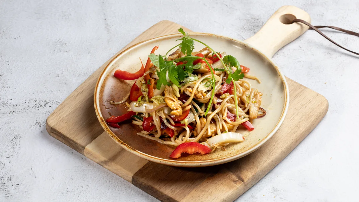 12A. Yakisoba med kylling