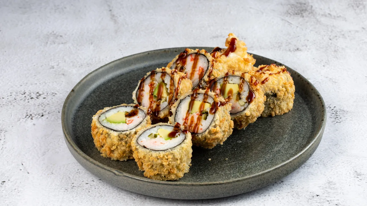 22D. Uramaki Boston