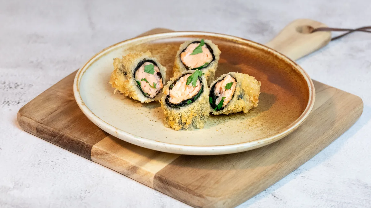 4. Laks tempura (4 stk)