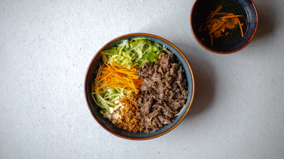Bún bò Nam Bô