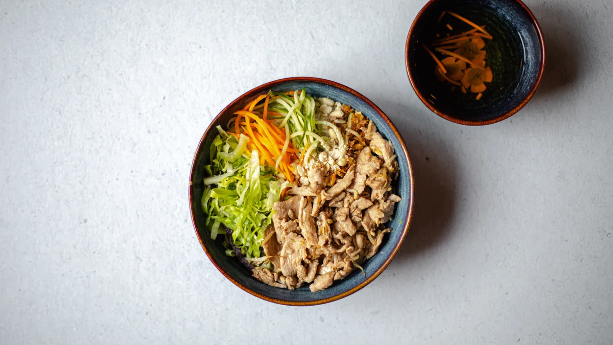 Bún Gà Trộn