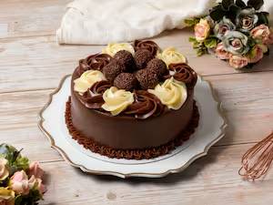Bolo Chocolatudo com Ninho 15Cm