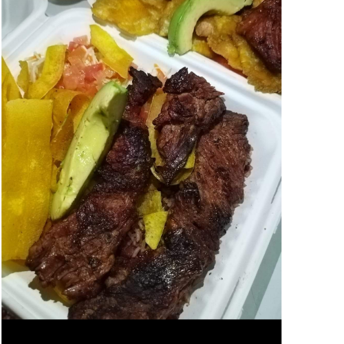 Tajadas de Res con Pinto
