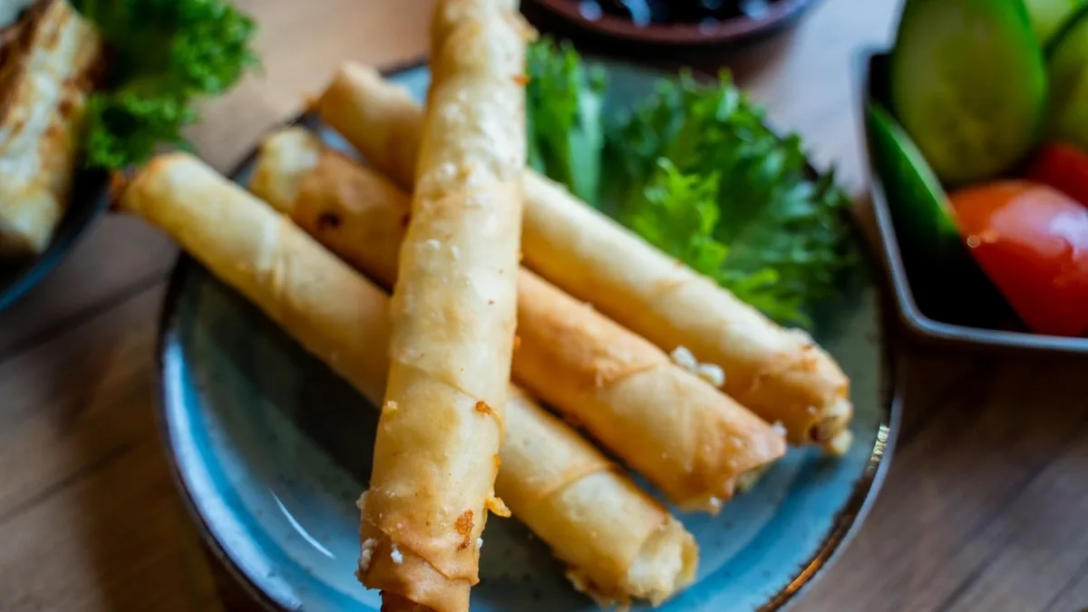 Sigara Börek (4 stk)