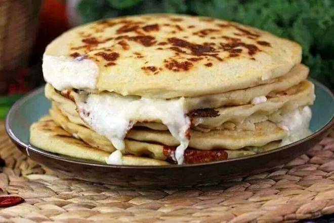 Cheese Pupusas