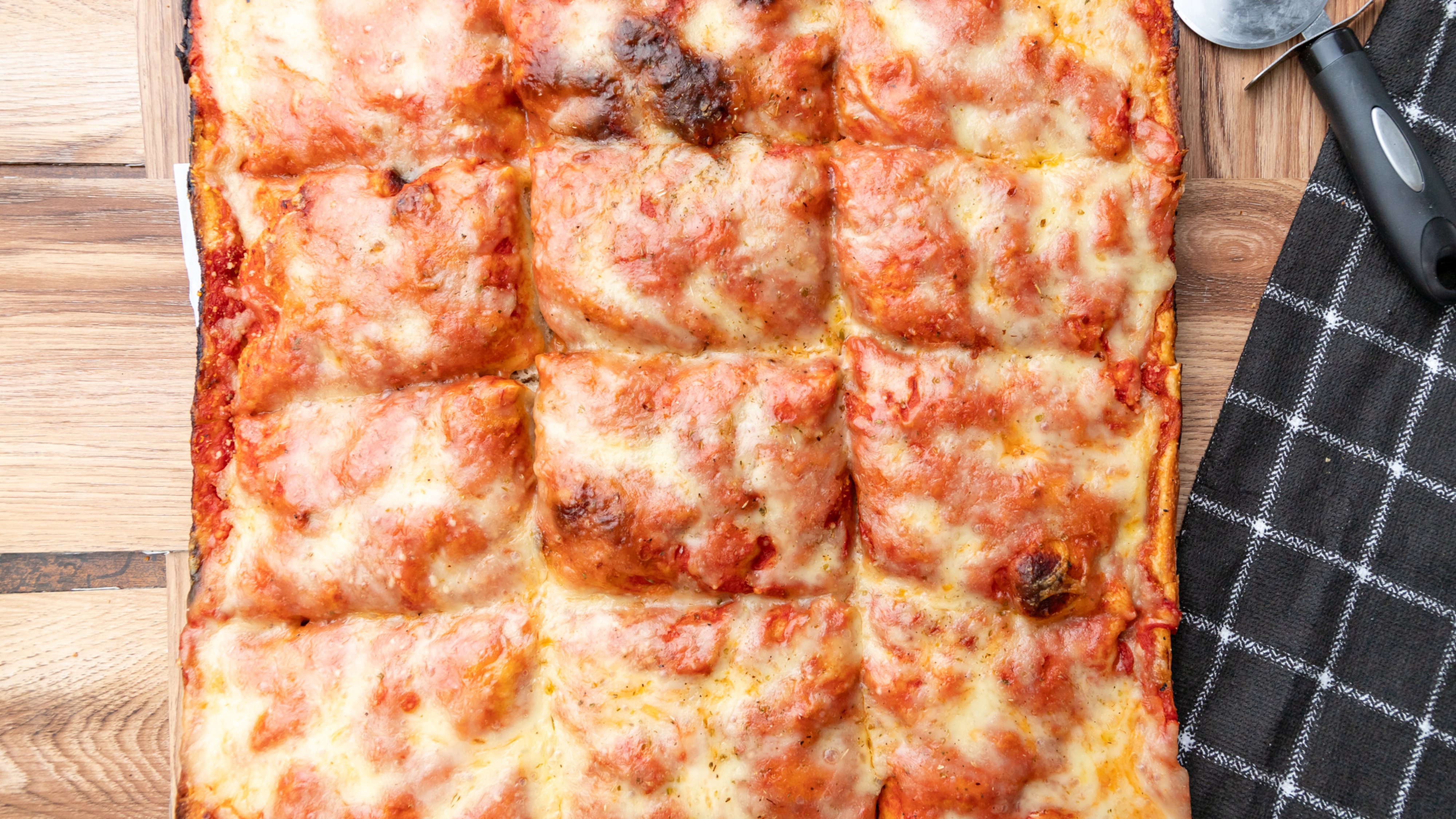 Sicilian (12 Slices)