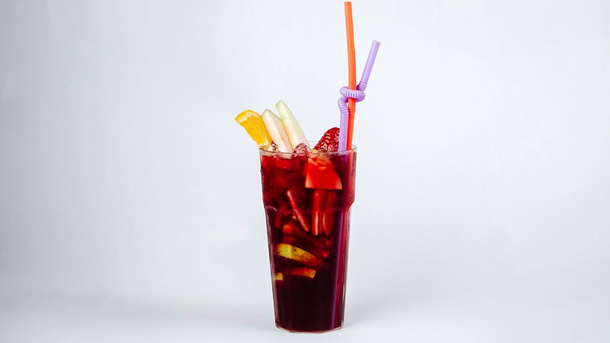 Alkoqolsuz Sanqriya Kokteyli