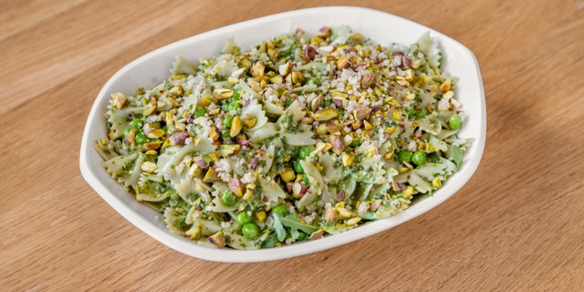 I Am Benevolent- Pesto and Peas Pasta Salad