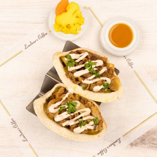 chicken shawarma pita sandwich*