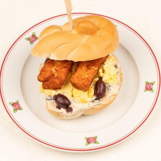 Fried Halloumi Sandwich