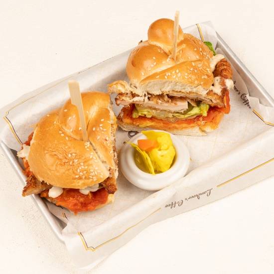 Landwer’s schnitzel sandwich*