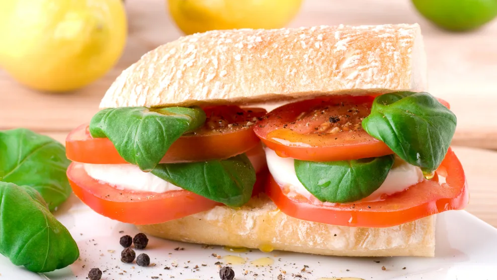 11. Mozzarella | Tomaten Pesto | Rucola