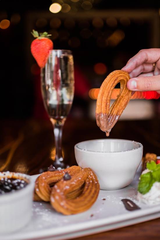 Churros con Chocolate