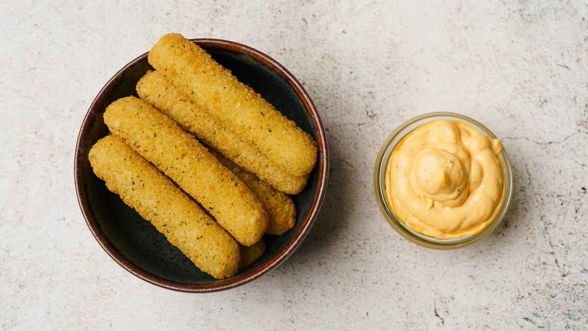 Mozzarella Sticks (6 Stk) (V)