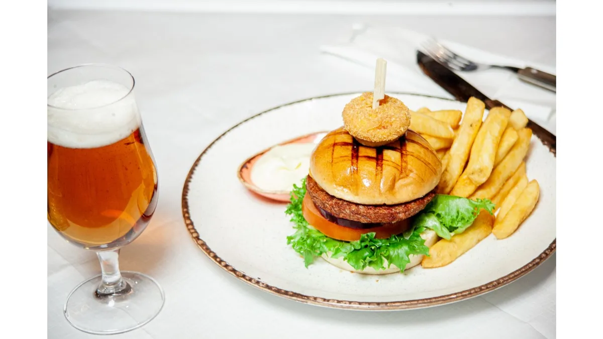 Veggie Burger (V) 🌶️