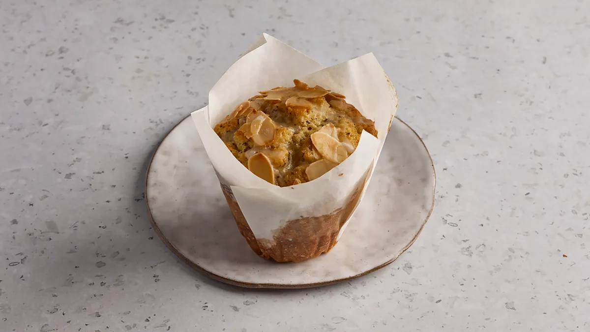 Lemon Poppy Muffin with Almonds 🌱