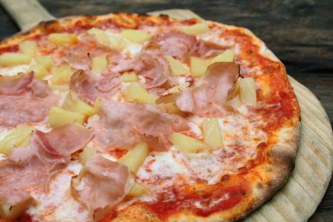 Hawaiian Pizza