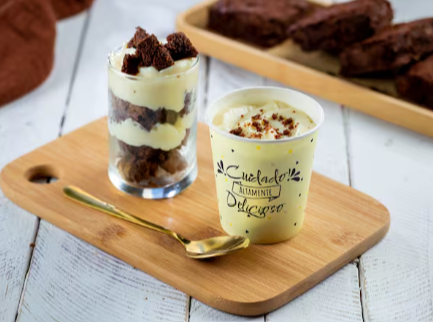 Brownie No Pote com Creme de Ninho e Nutella
