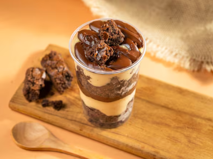 Copos da Felicidade - Brownie Ninho e Brigadeiro