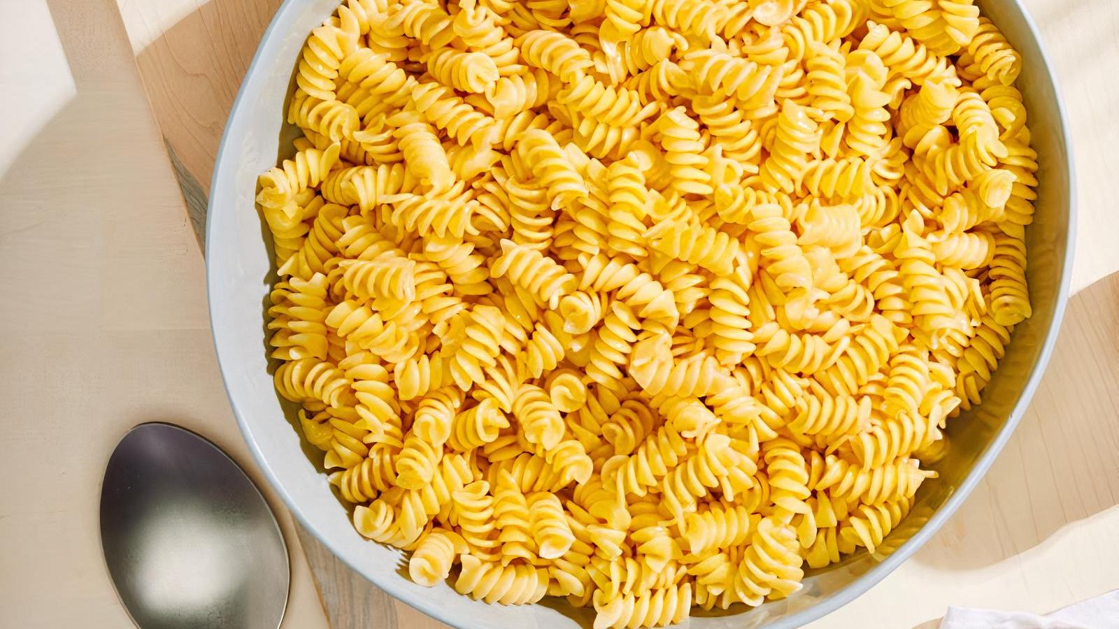 CATERING KIDS FUSILLI PASTA WITH OLIVE OIL