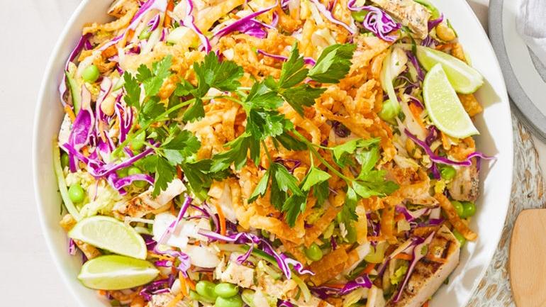 CATERING THAI CRUNCH SALAD