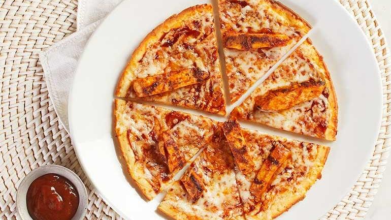 GLUTEN-FREE KIDS ORIGINAL BBQ CHICKEN PIZZA