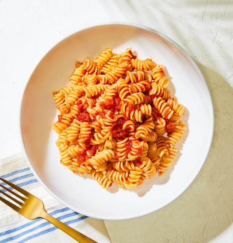 KIDS FUSILLI WITH TOMATO SAUCE