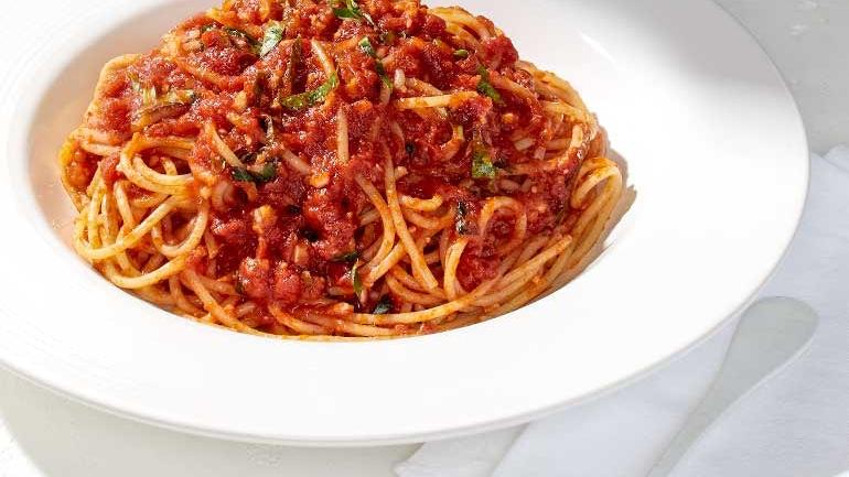 TOMATO BASIL SPAGHETTI