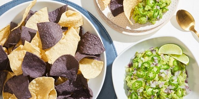 White Corn Guacamole and Chips
