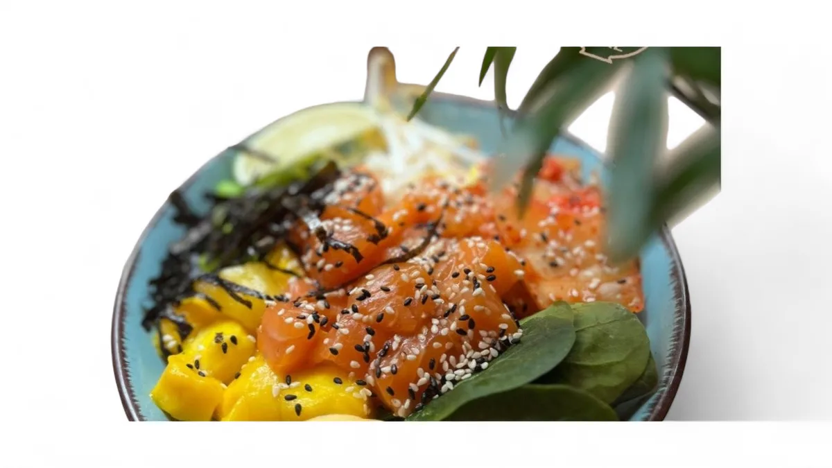 Kimchi Salmon Bowl