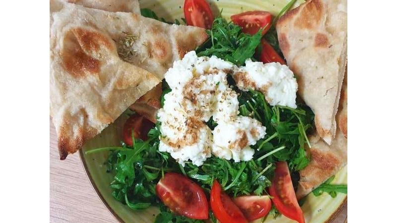 Salată tricolore