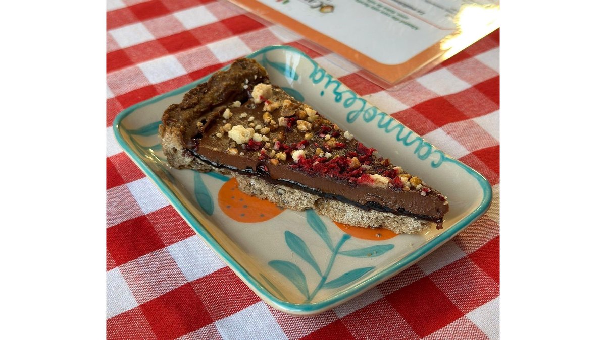 Tarta vegana cu ciocolata