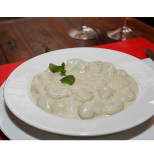 Gnocchi ao Molho Quatro Formaggio