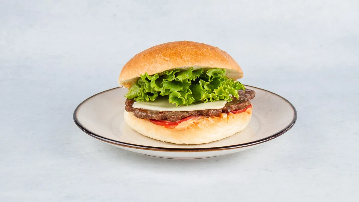 Hamburger classic s prilogom