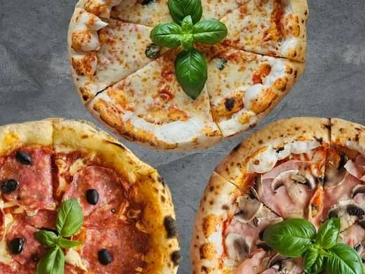 Margherita +Capriciosa +Salami