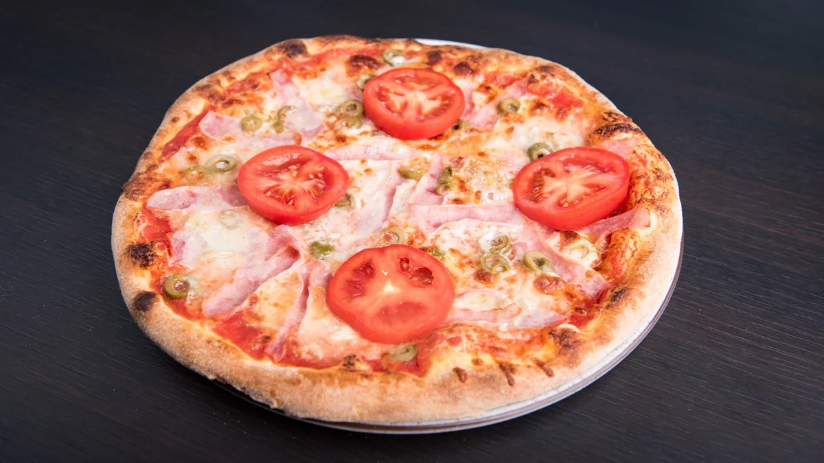 Gorgonzola pizza