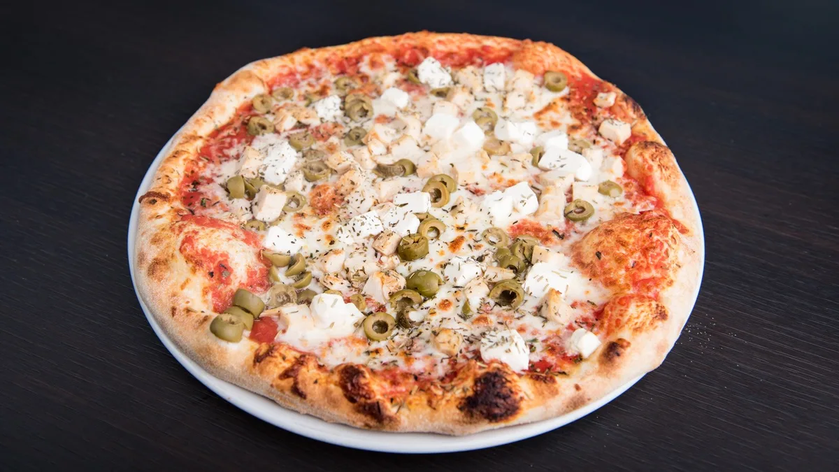 Greco pizza