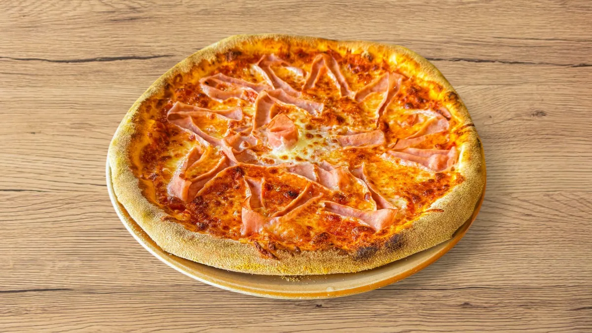 Prosciutto pizza