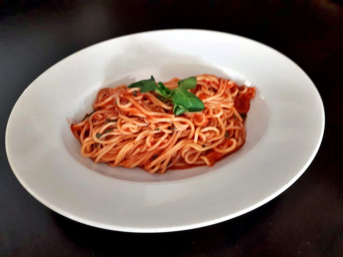Spaghetti all'arrabbiata (V)