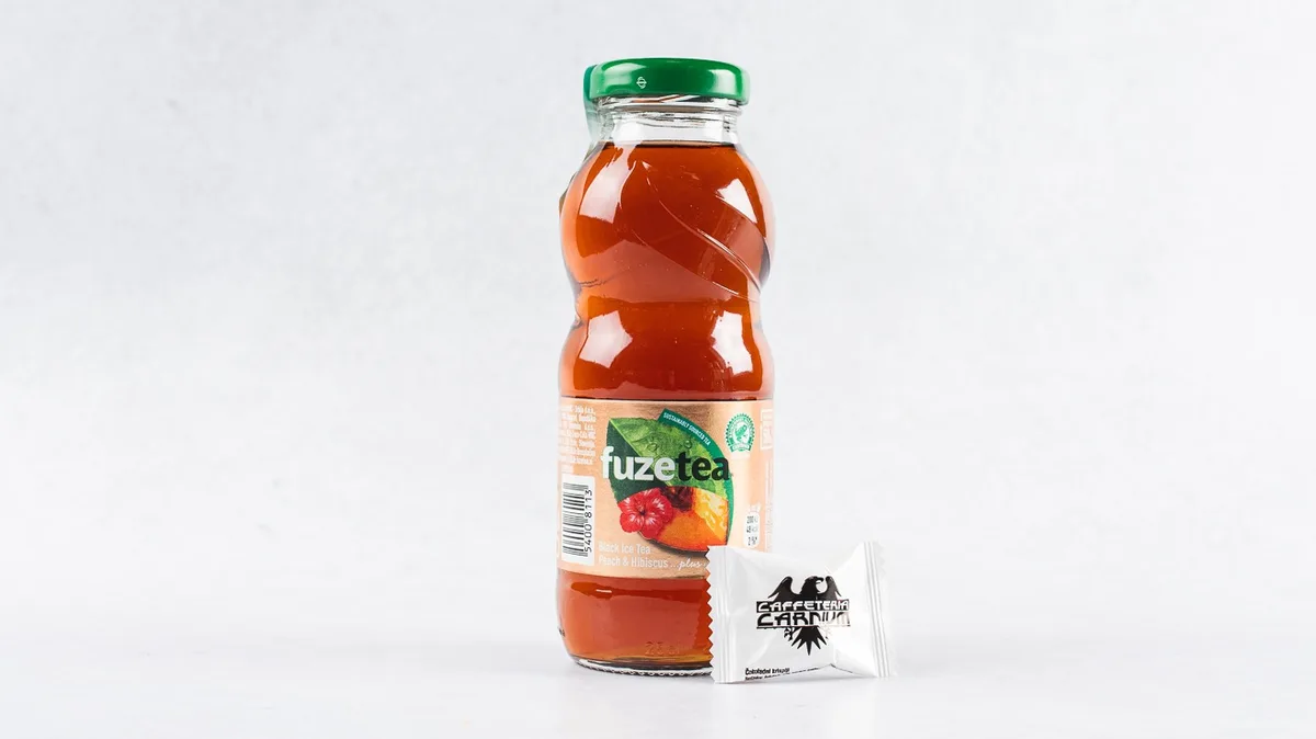 FuzeTea Ledeni čaj breskev hibiskus