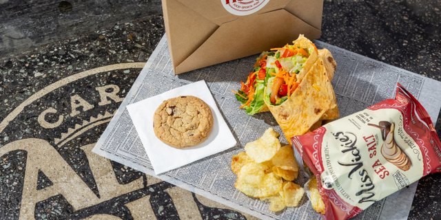 Extreme Veggie Wrap Boxed Lunch