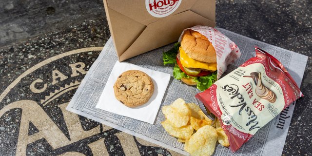 Smash Burger Boxed Lunch