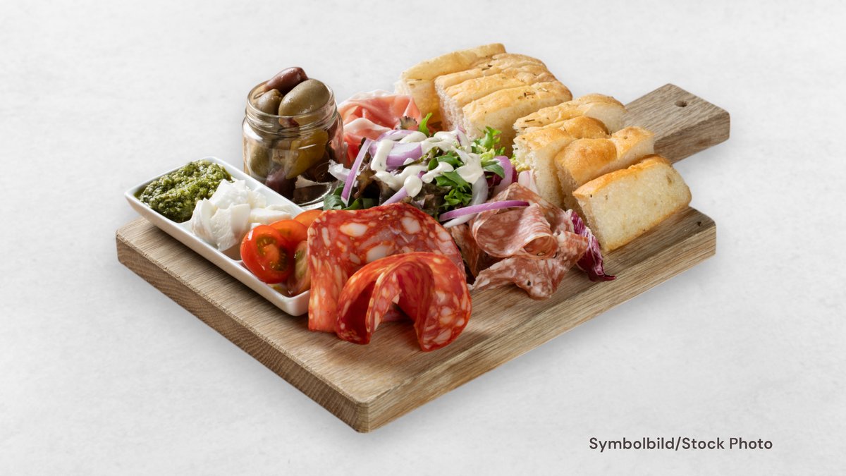 Wurstteller mit Speck