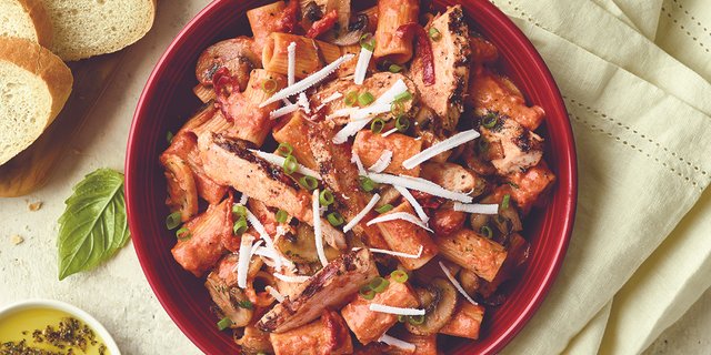 Rigatoni Martino w/ Chicken