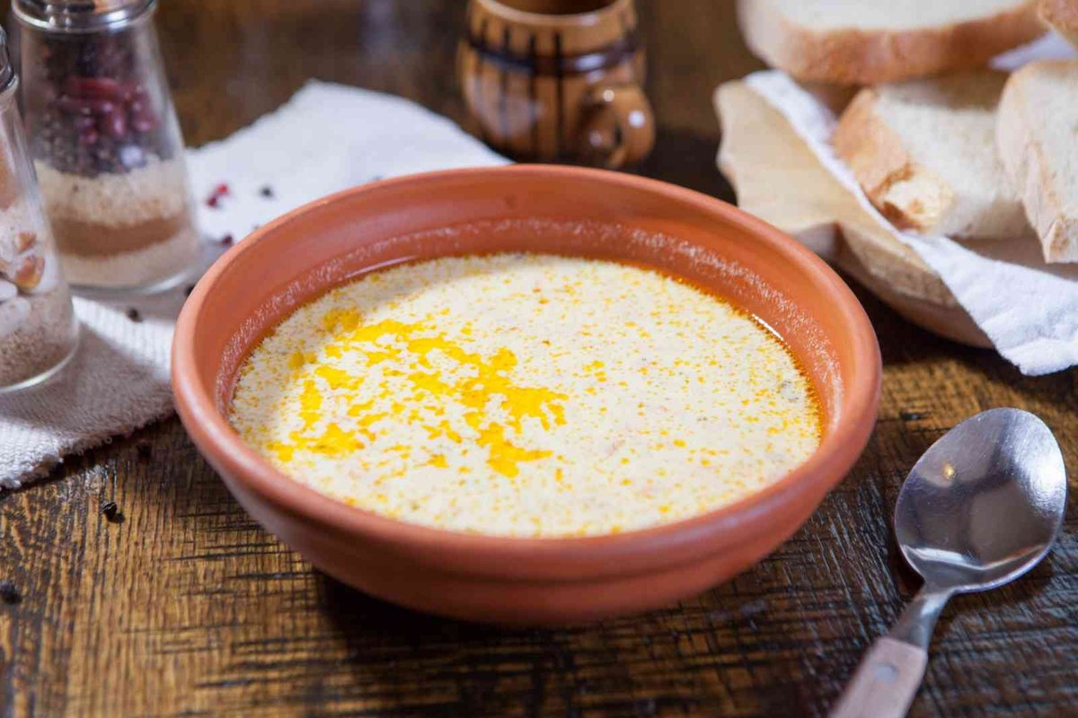 CIORBA DE PUI A LA GREC