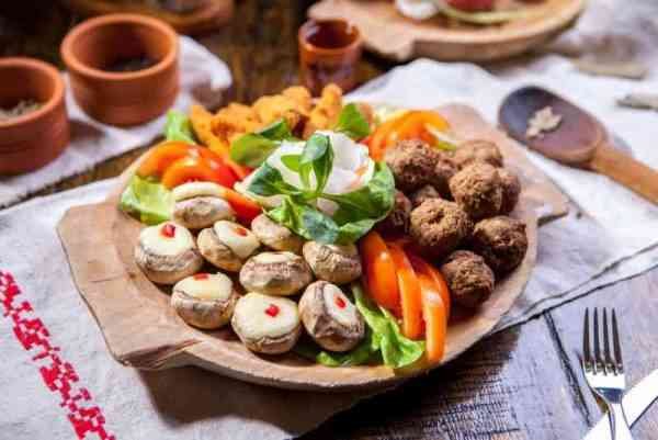 GUSTAREA BUNICII