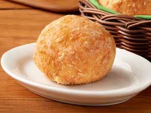 01 Pão de Queijo Parmesão