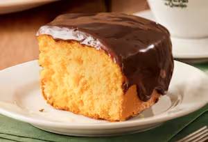 Bolo de Cenoura com Calda (Fatia)