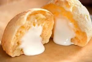 Pão de Queijo Tradicional Recheado